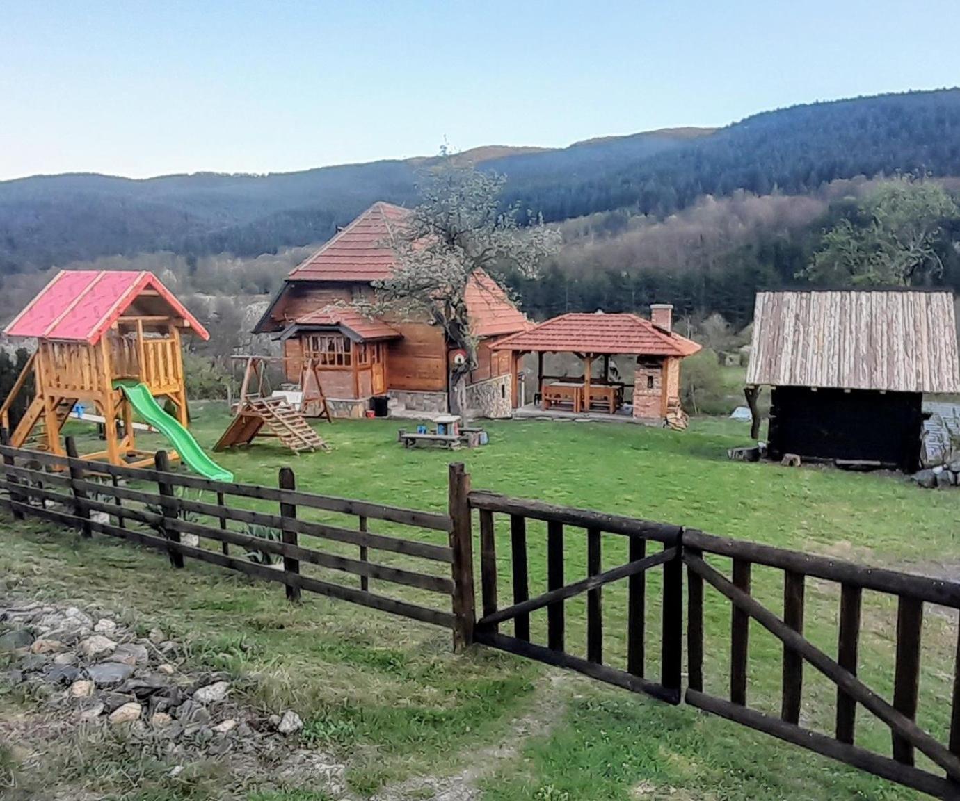 Kuca Karajic Villa Kremna Dış mekan fotoğraf